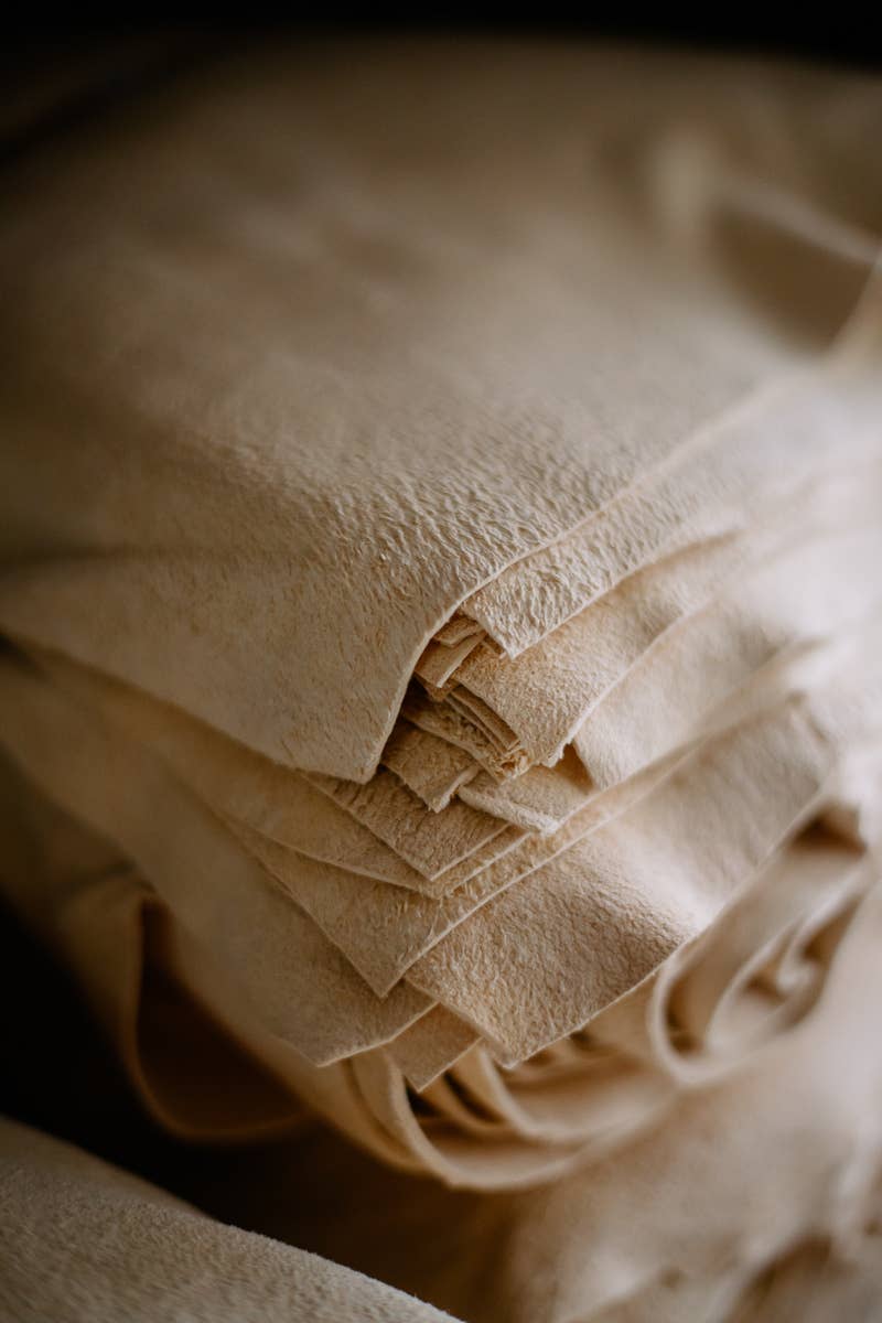 Croll & Denecke - Genuine Leather Chamois Cloth for Polishing and Home Cleaning Small