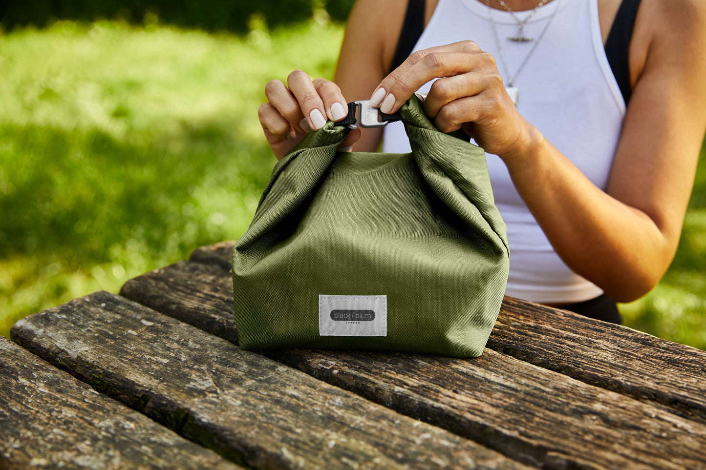 Black+Blum - Lunch Bag - Recycled Insulated Lunch Bag 6.7L: Moss Green