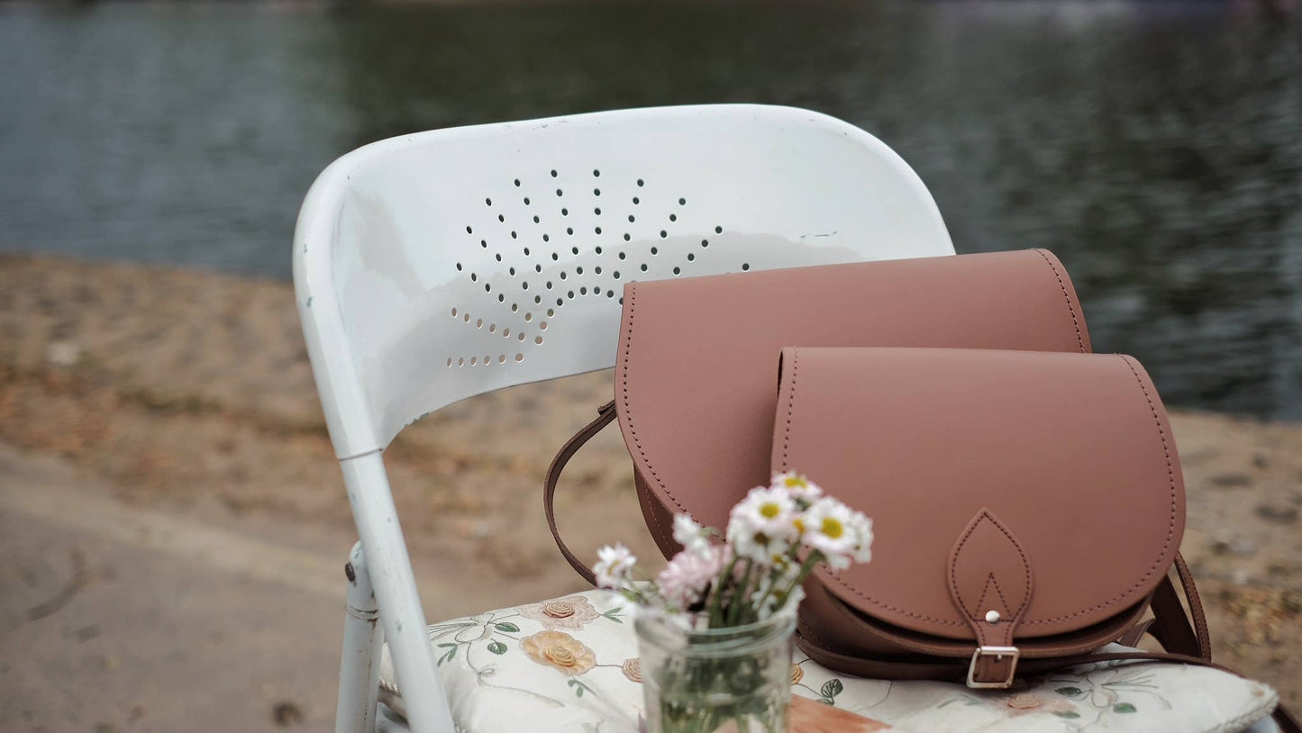 Zatchels Handmade Leather Saddle Bag in Chestnut