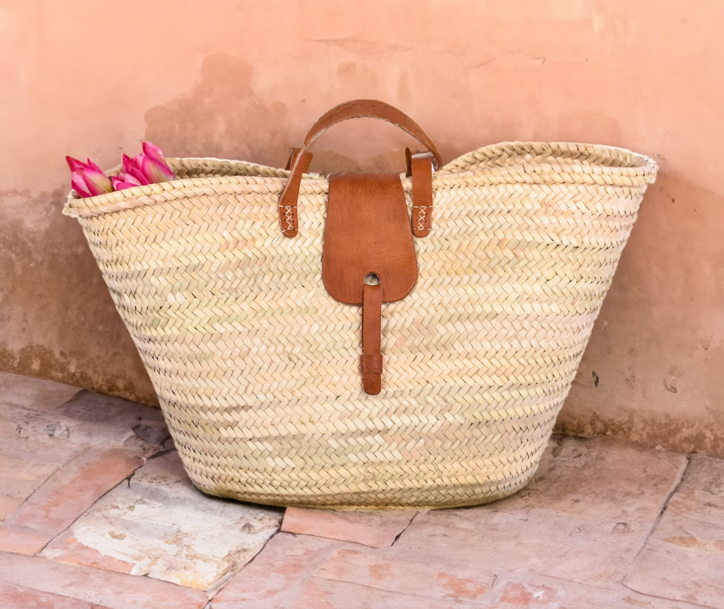 French Market Straw Basket Bag with Leather Handles & Latch