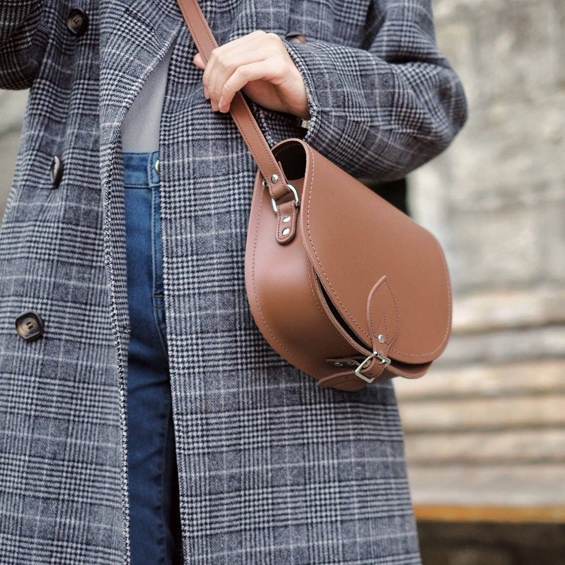 Zatchels Handmade Leather Saddle Bag in Chestnut