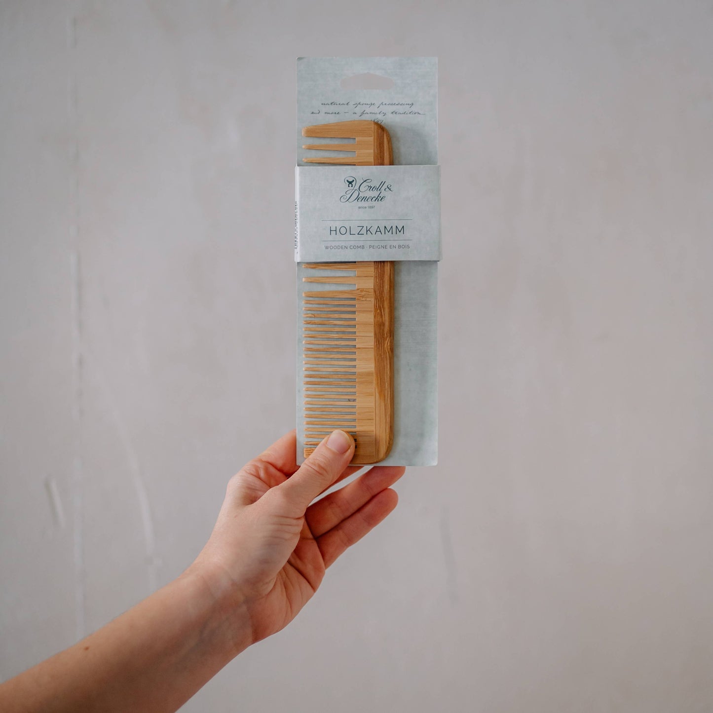 Croll & Denecke - Bamboo wooden comb natural spa wellness fair