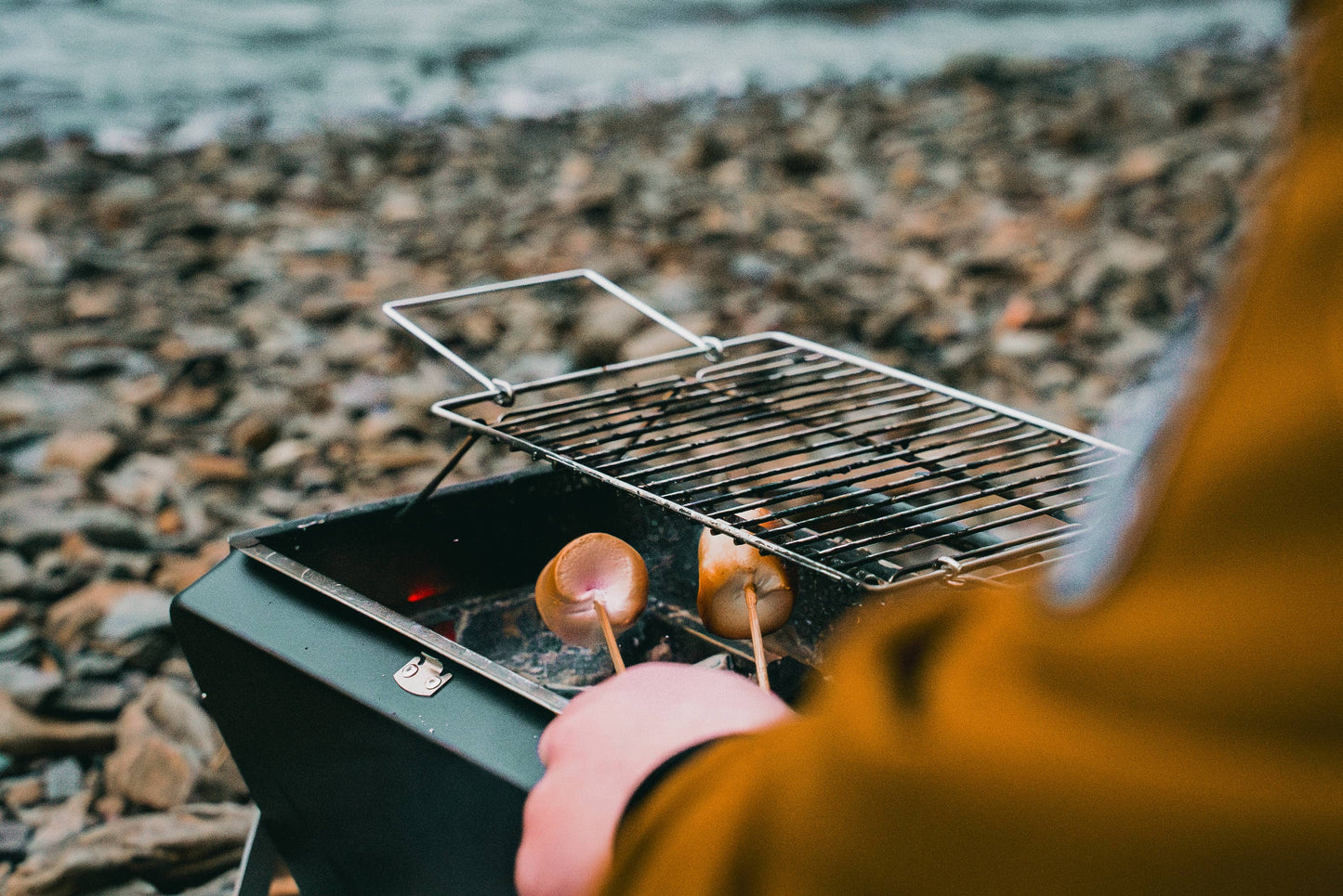 The Nomads Kitchen - Nomads BBQ Briefcase - Grill anywhere with a portable BBQ