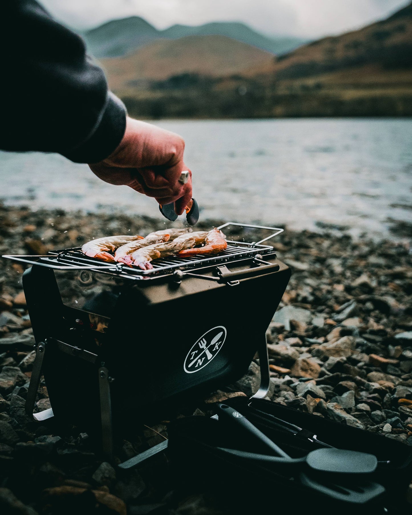 The Nomads Kitchen - Nomads BBQ Briefcase - Grill anywhere with a portable BBQ